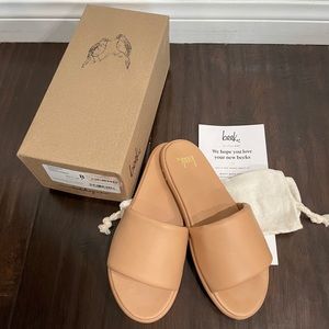 Beek Puffbird Slide Sandals - Beach